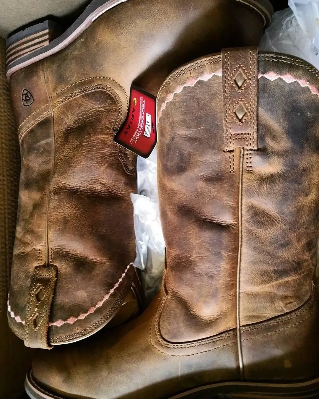 Ariat Womens Unbridled Roper Distressed Brown Western Boots