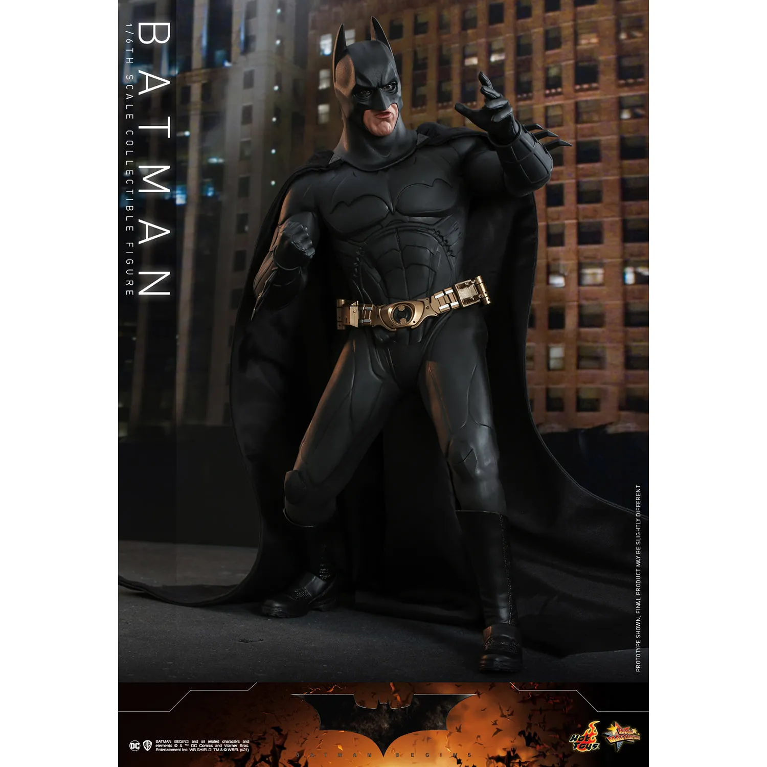 BATMAN BEGINS: Batman 1/6th Scale Collectible Figure