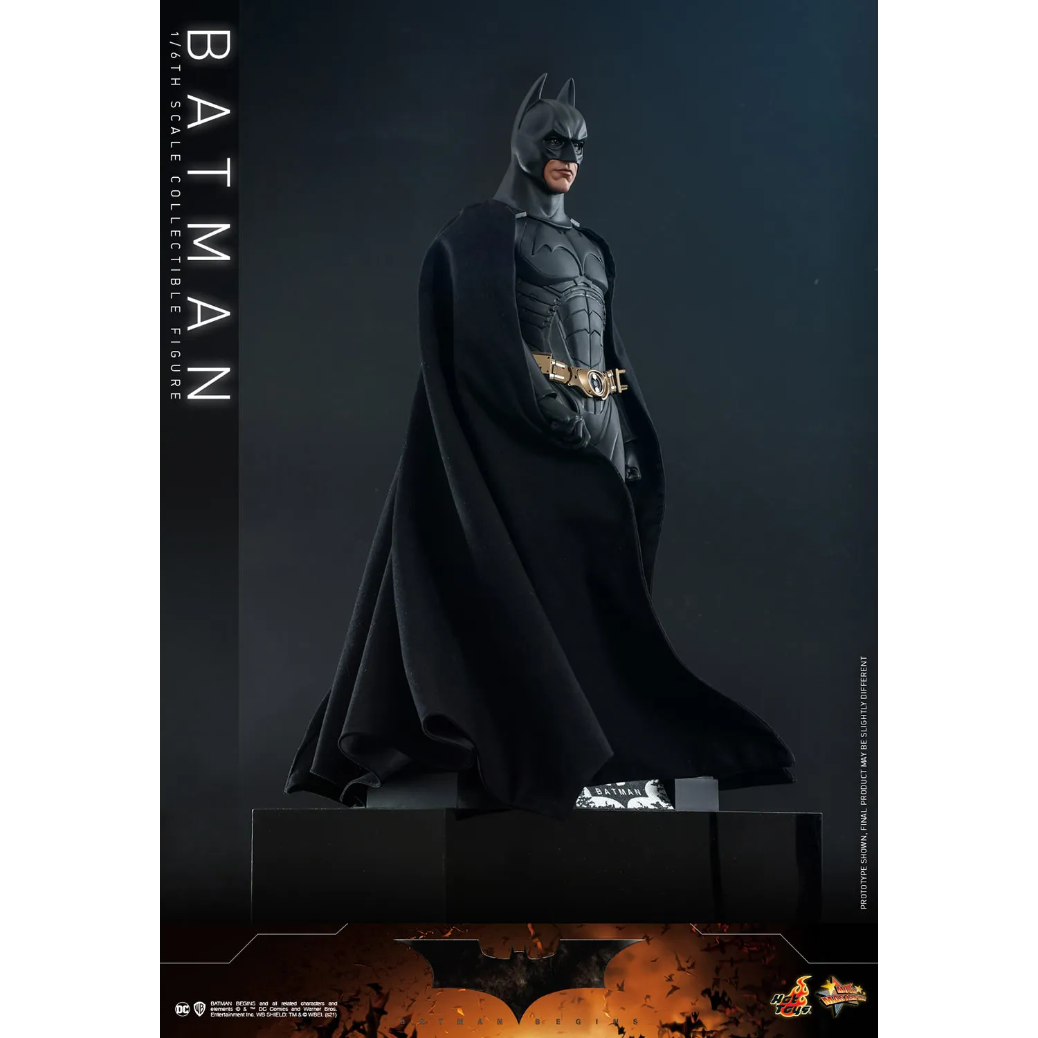 BATMAN BEGINS: Batman 1/6th Scale Collectible Figure