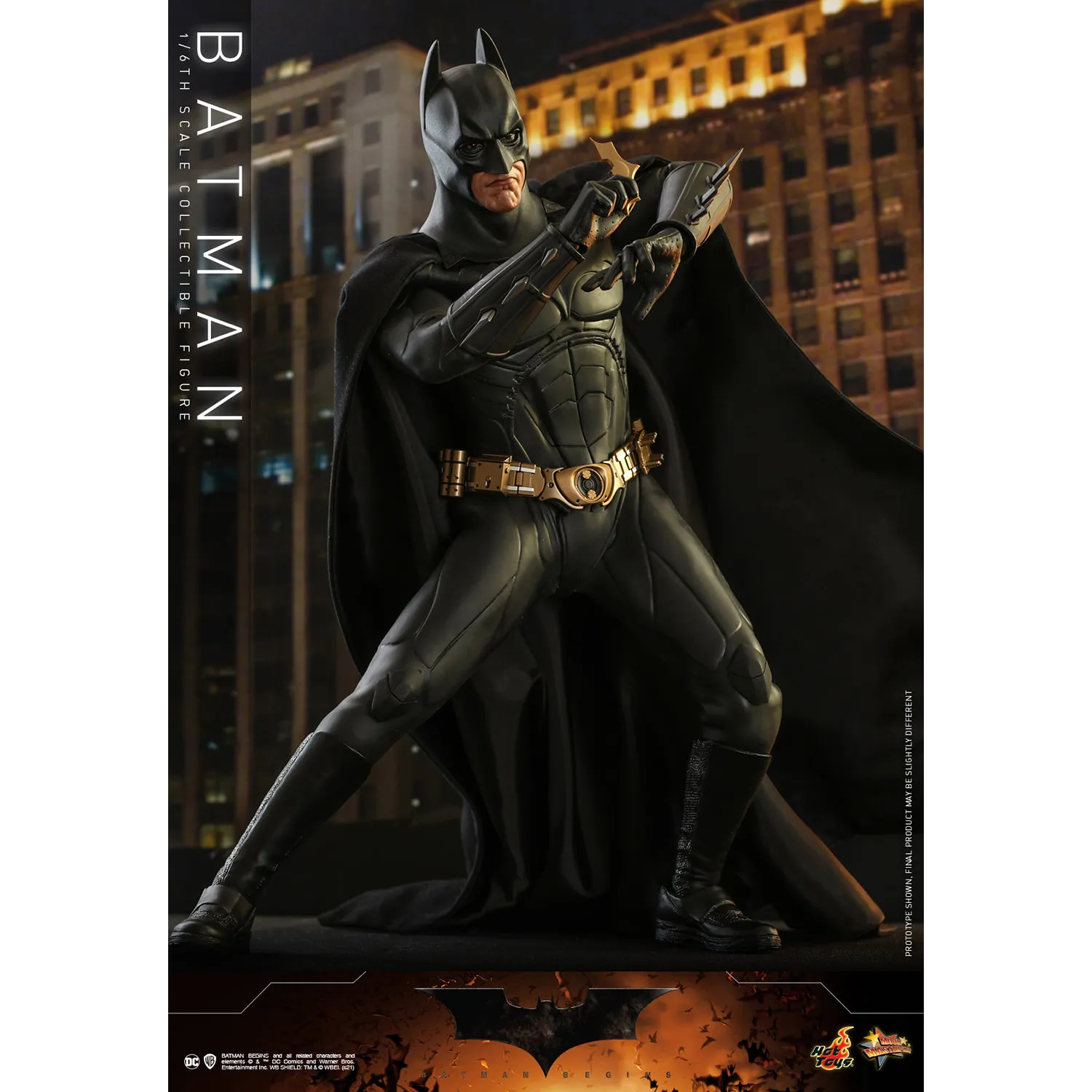 BATMAN BEGINS: Batman 1/6th Scale Collectible Figure