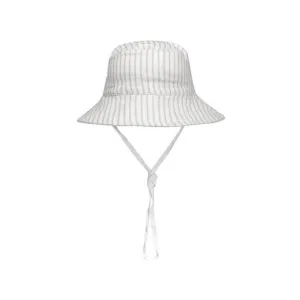 Linen bucket hat