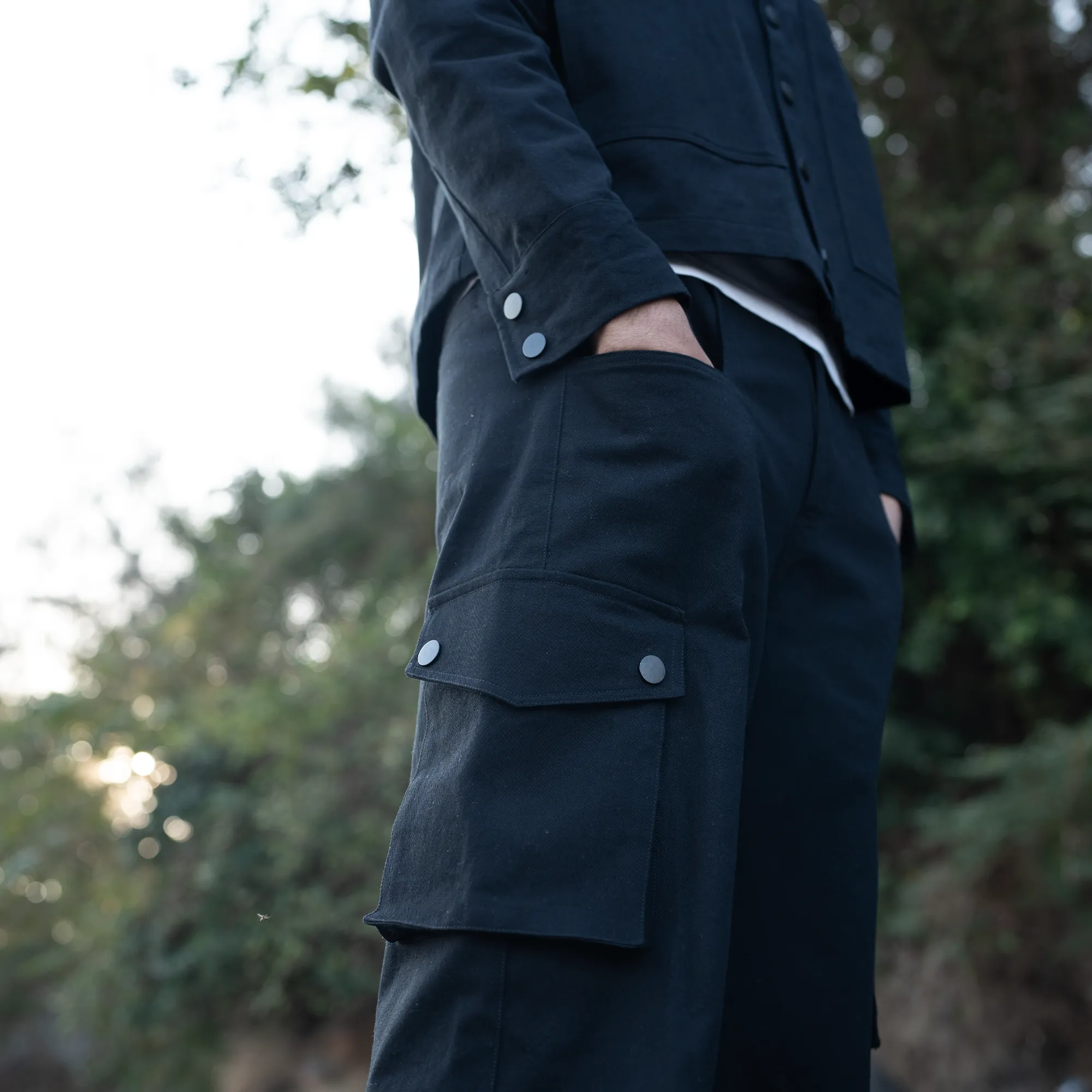Superkicks | ESSENTIAL CARGO PANTS  { BLACK
