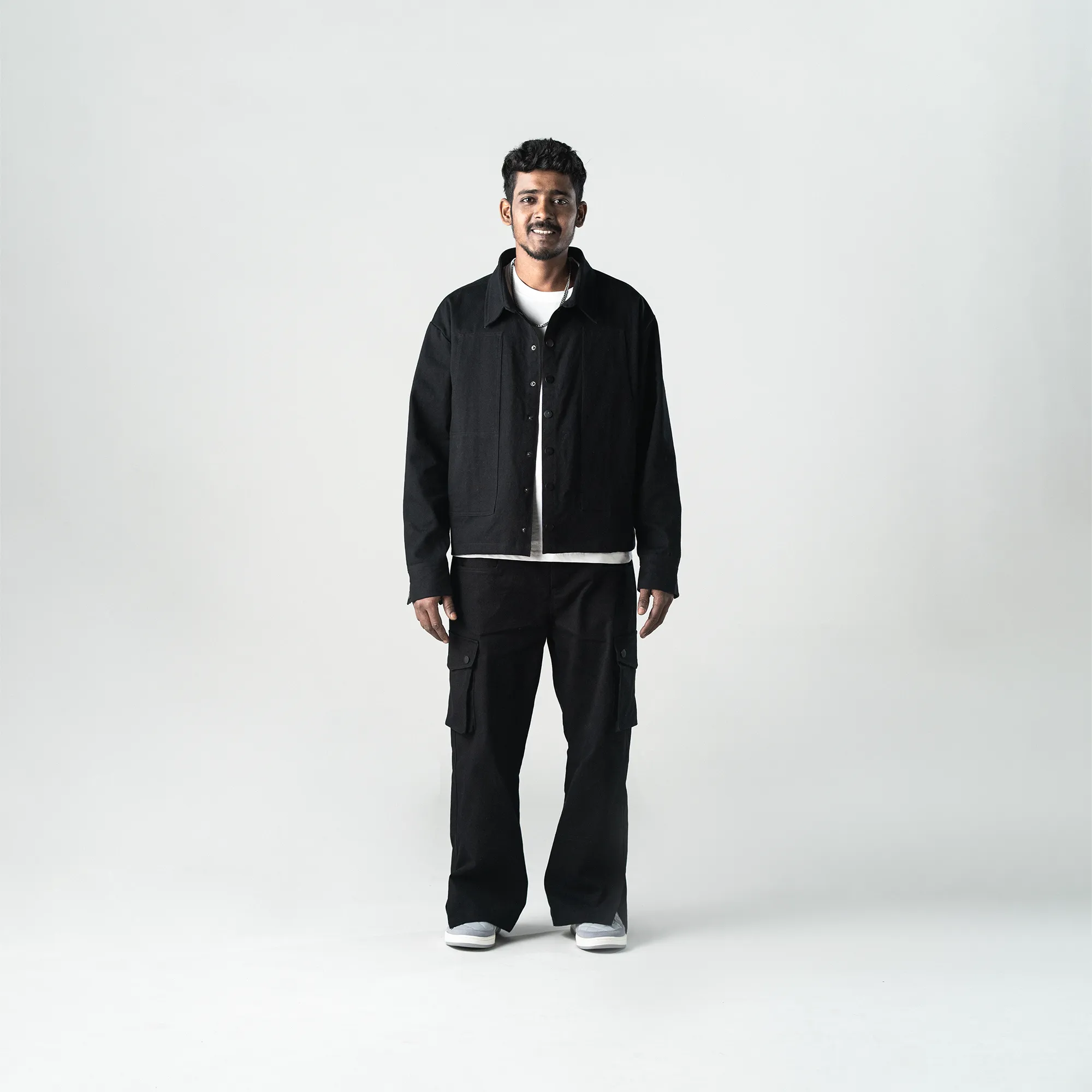 Superkicks | ESSENTIAL CARGO PANTS  { BLACK