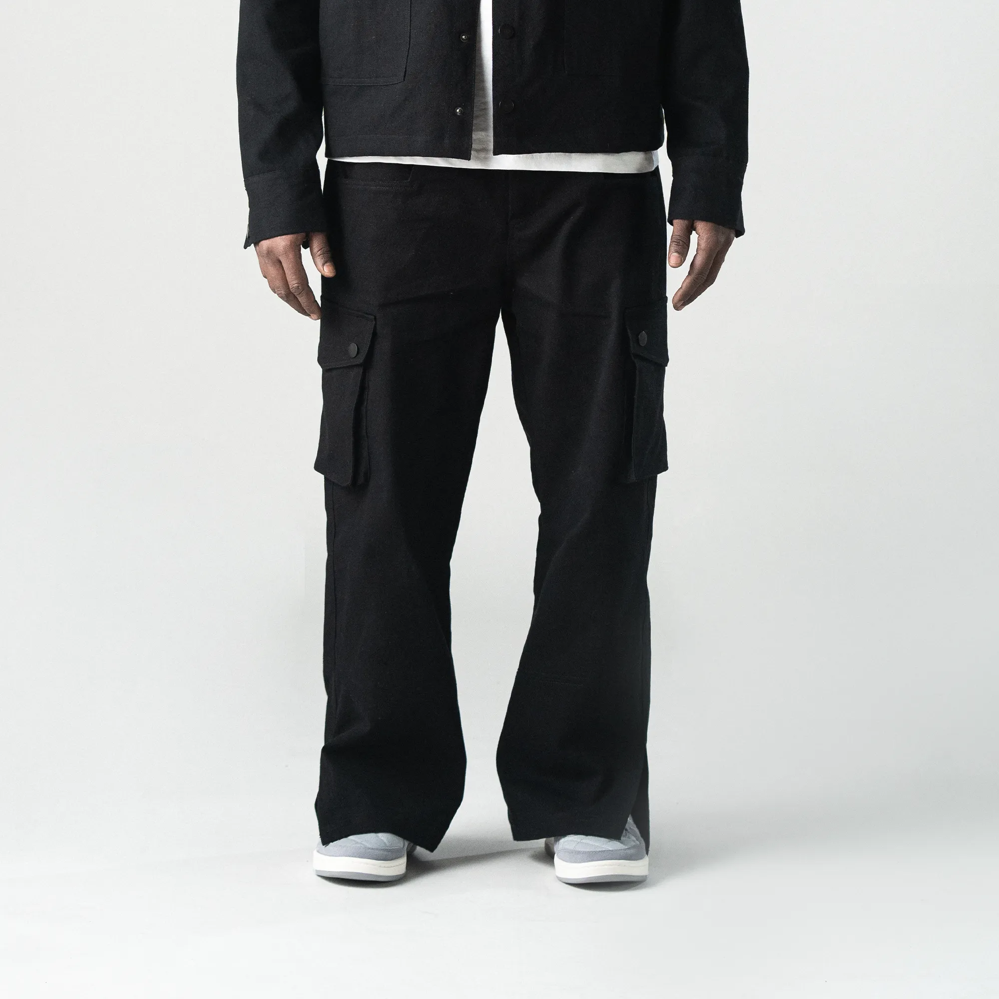 Superkicks | ESSENTIAL CARGO PANTS  { BLACK