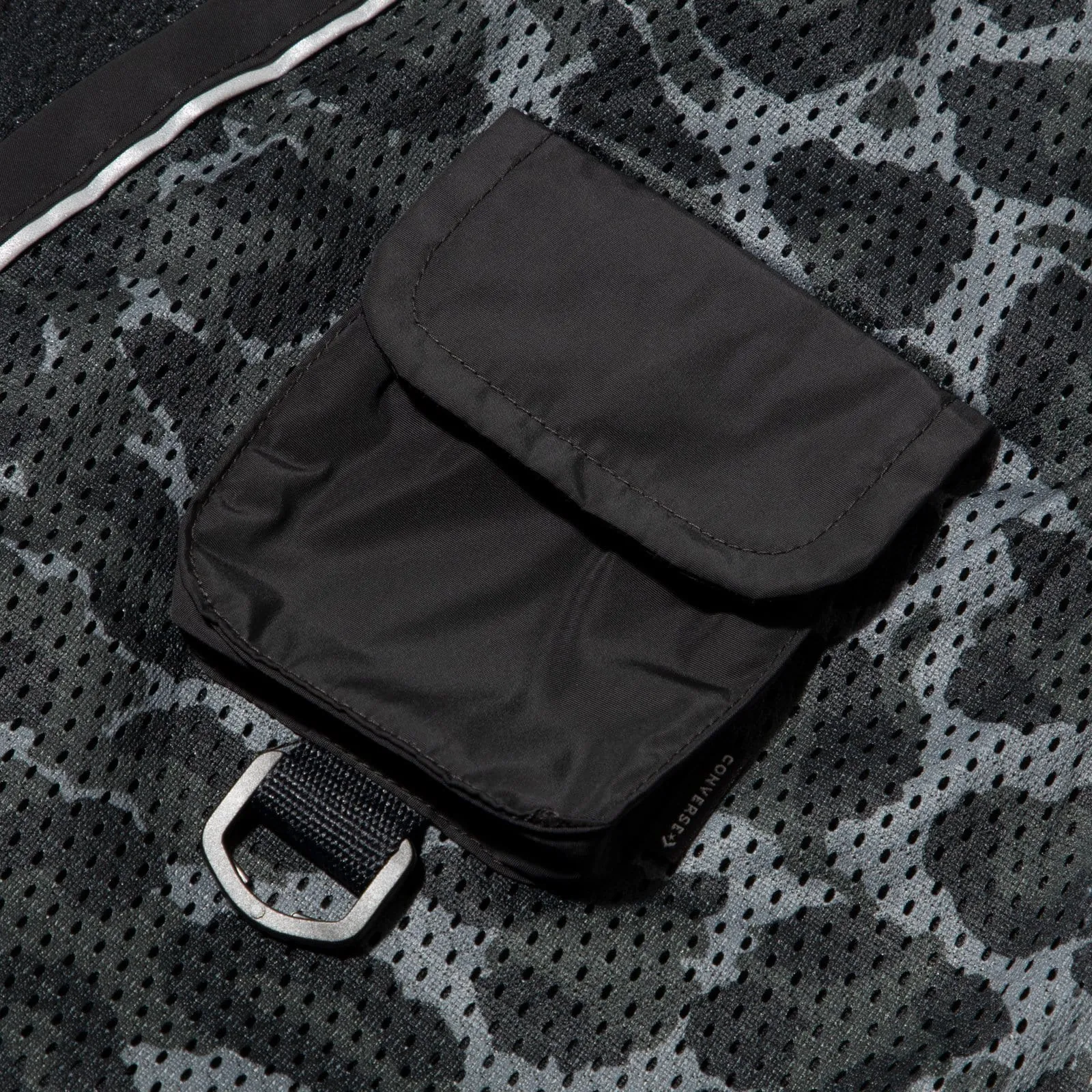 x ROKIT UTILITY VEST